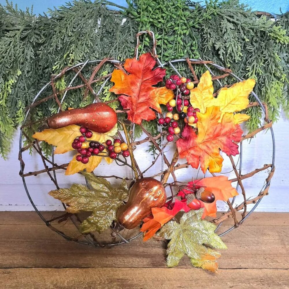 Metal Woven Twig Pumpkin Maple Leaf Berry Acorn Gourd Fall Harvest Decoration